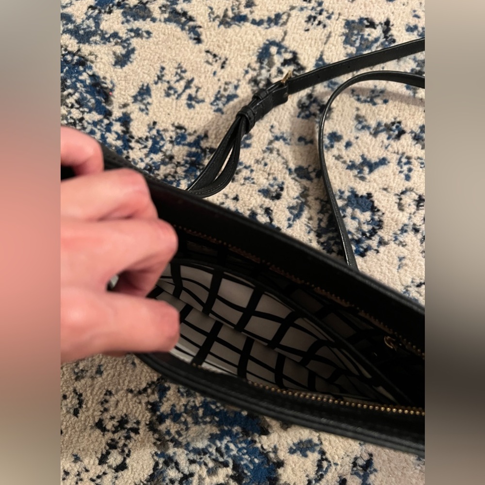 Black Leather Kate Spade Cross Body Purse - Picture 5 of 9
